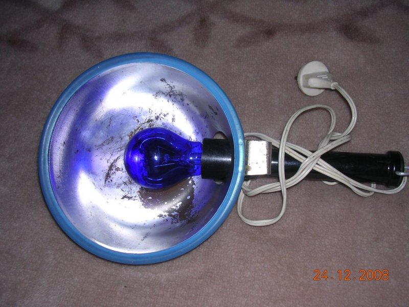 Можно греть ухо синей лампой. Лампа ультрафиолет "синяя лампа Минина". Синяя лампа для прогревания ушей. Синяя лампа солнышко. Синяя лампа отит.