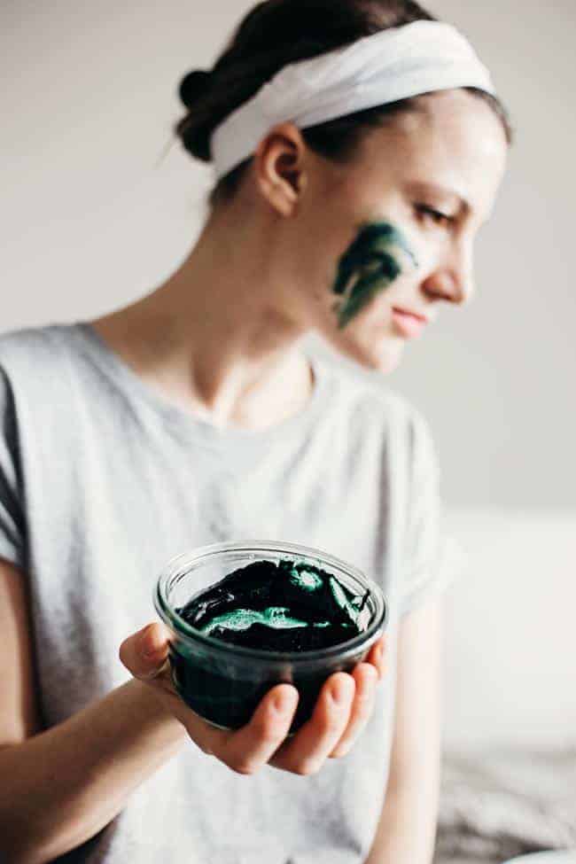 Brightening Spirulina Face Mask